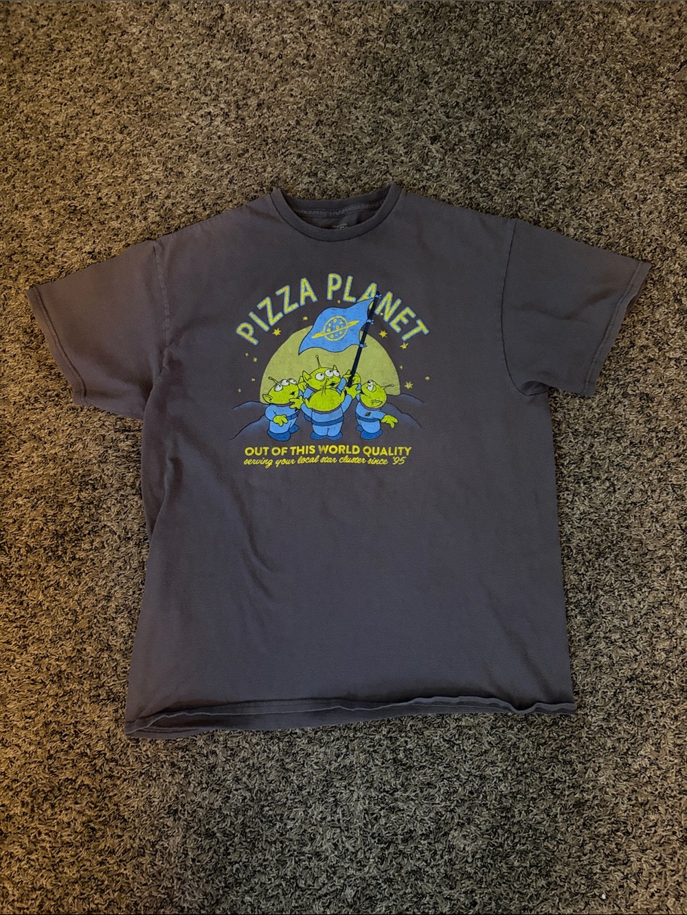 Men’s Pizza Planet Gray Shirt